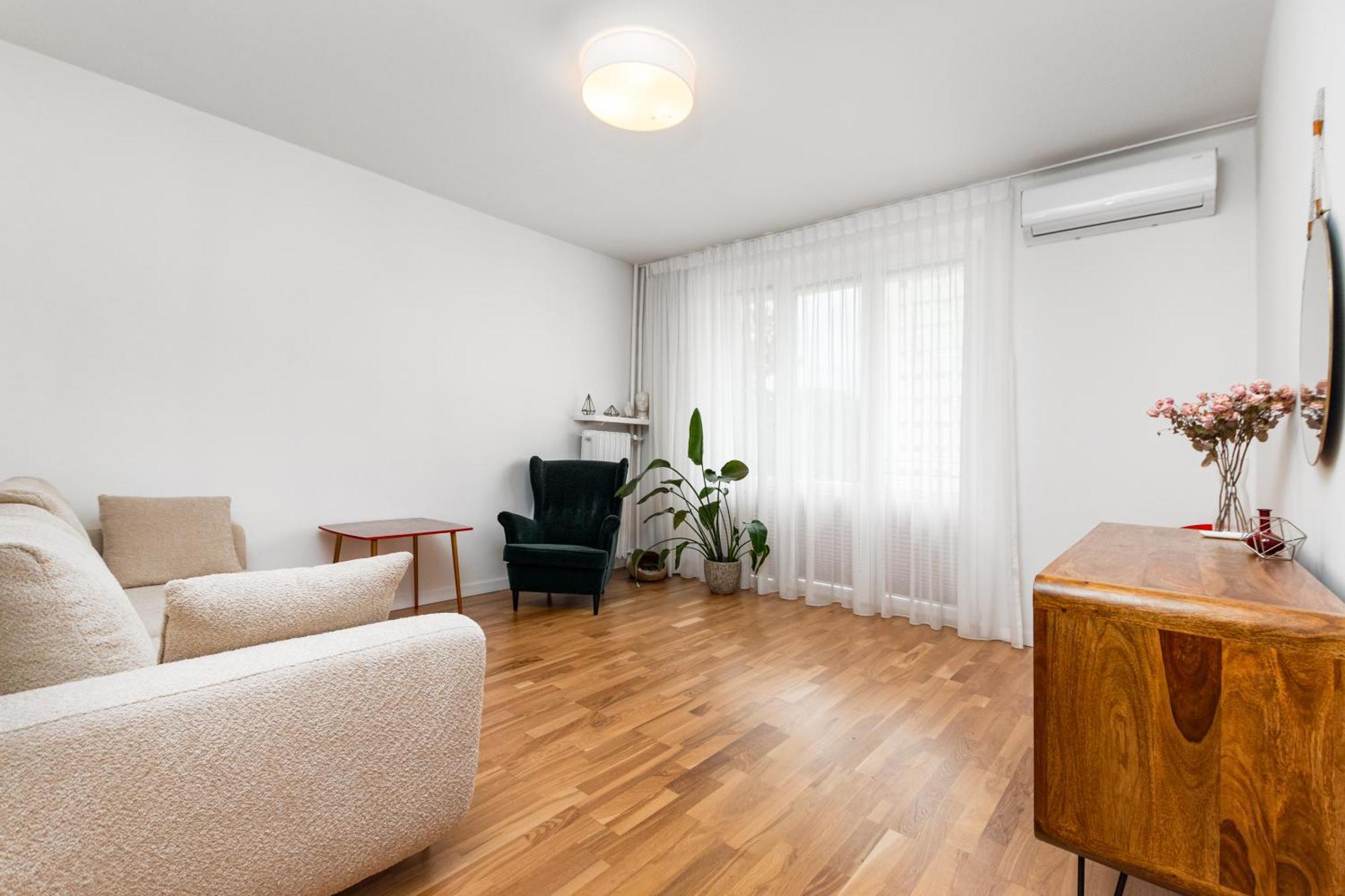 Aleja Stanow Zjednoczonych 21 By Homeprime Butas *